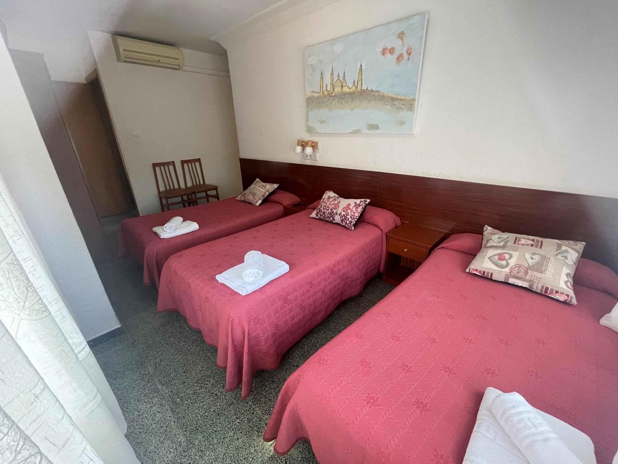 Hostal Cumbre Zaragoza Dış mekan fotoğraf
