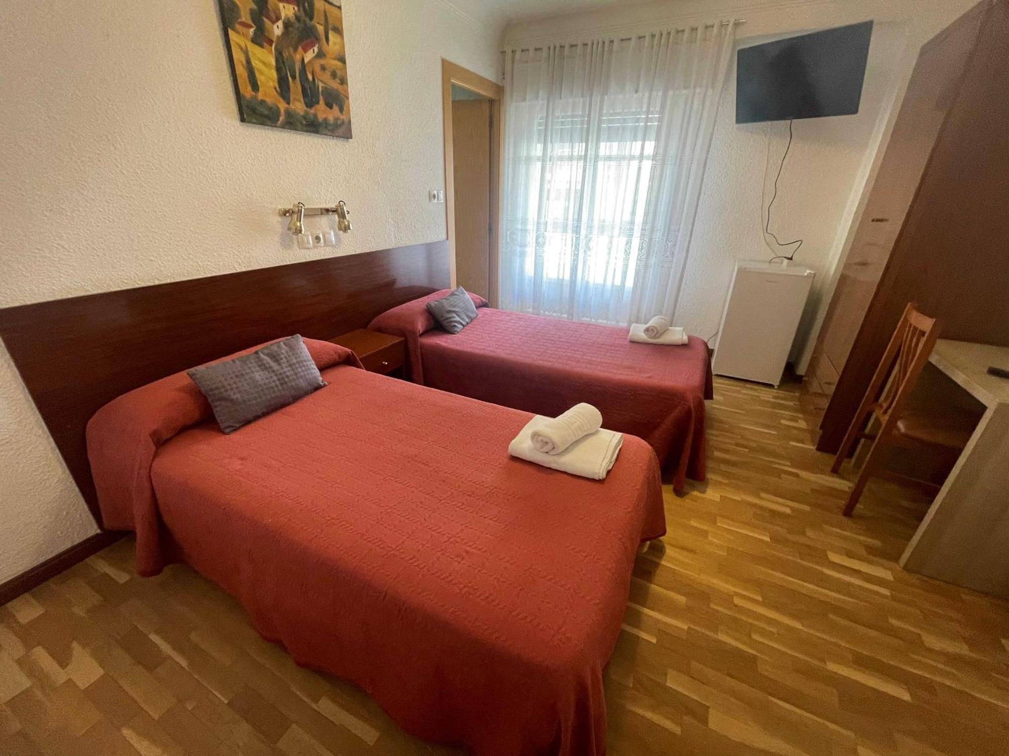 Hostal Cumbre Zaragoza Dış mekan fotoğraf