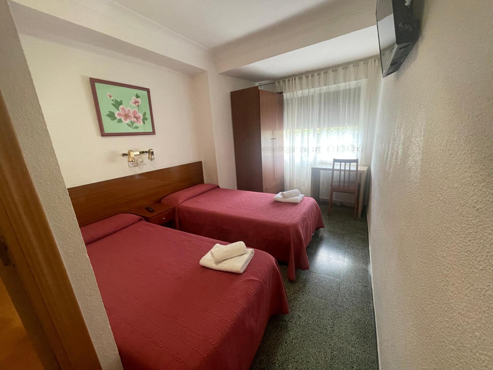 Hostal Cumbre Zaragoza Dış mekan fotoğraf