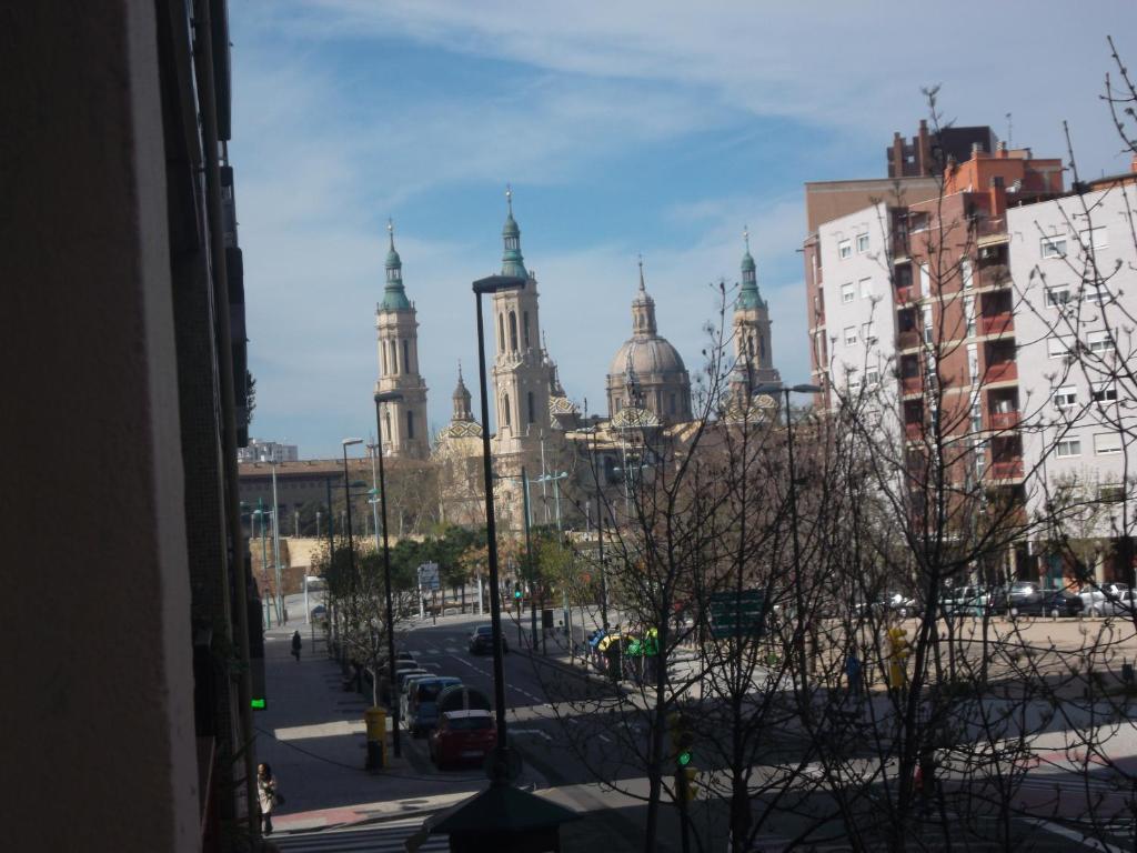 Hostal Cumbre Zaragoza Dış mekan fotoğraf